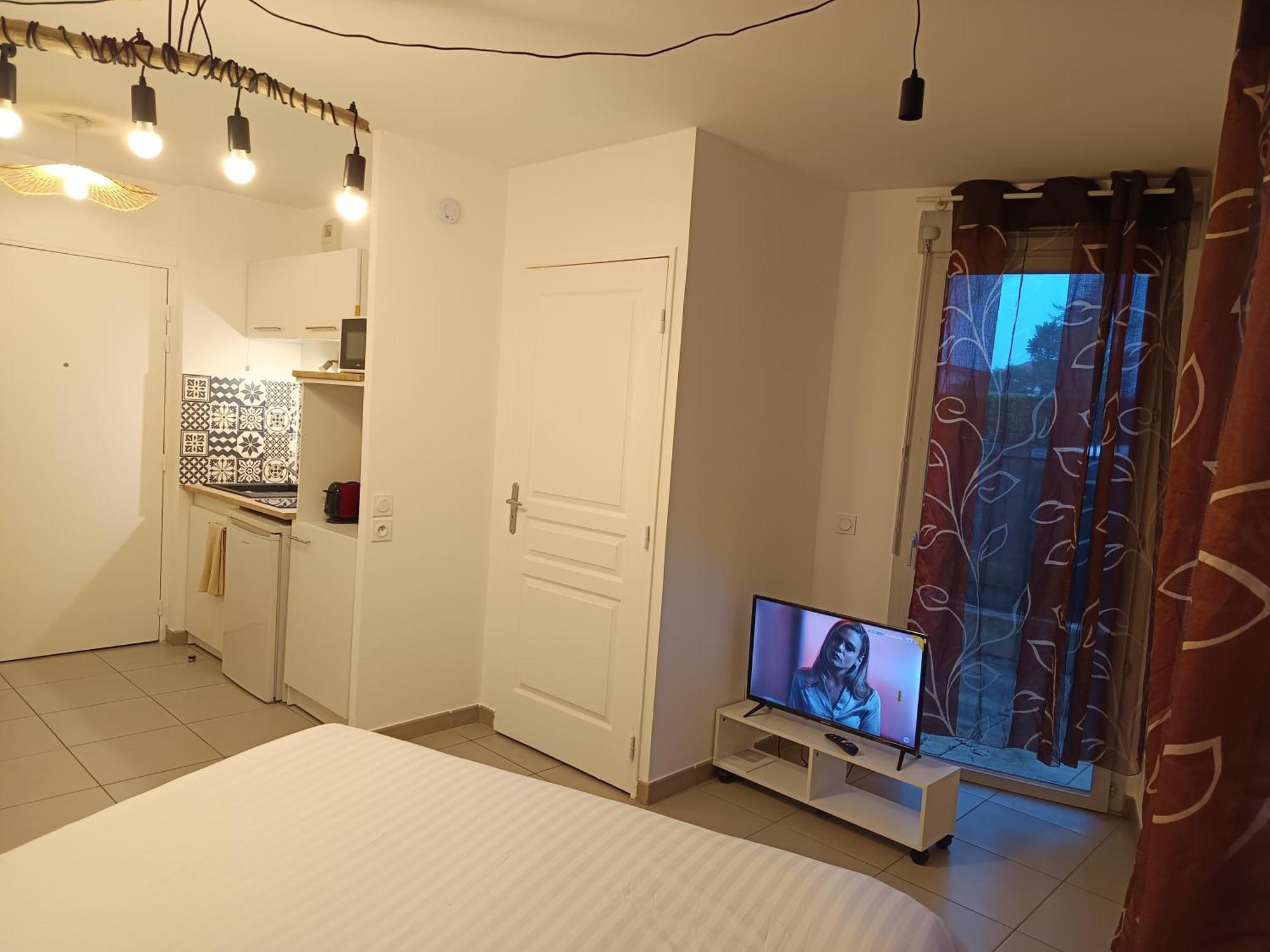 Villa'Vi Lyon Est Chambres D'Hotes Saint-Priest  Zewnętrze zdjęcie